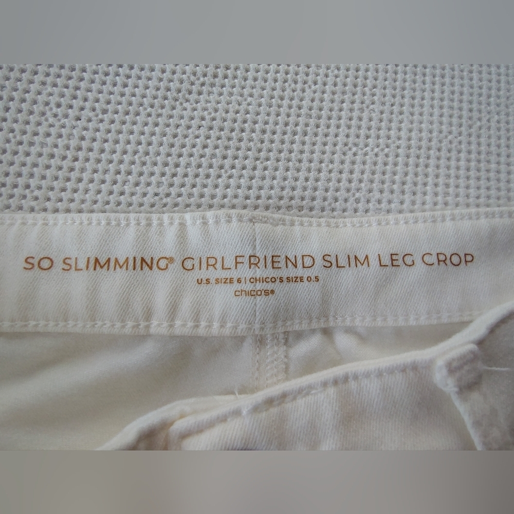 Girlfriend Slim Leg Crop Chico's Women's White Jeans Size 6 - Picture 7 of 8